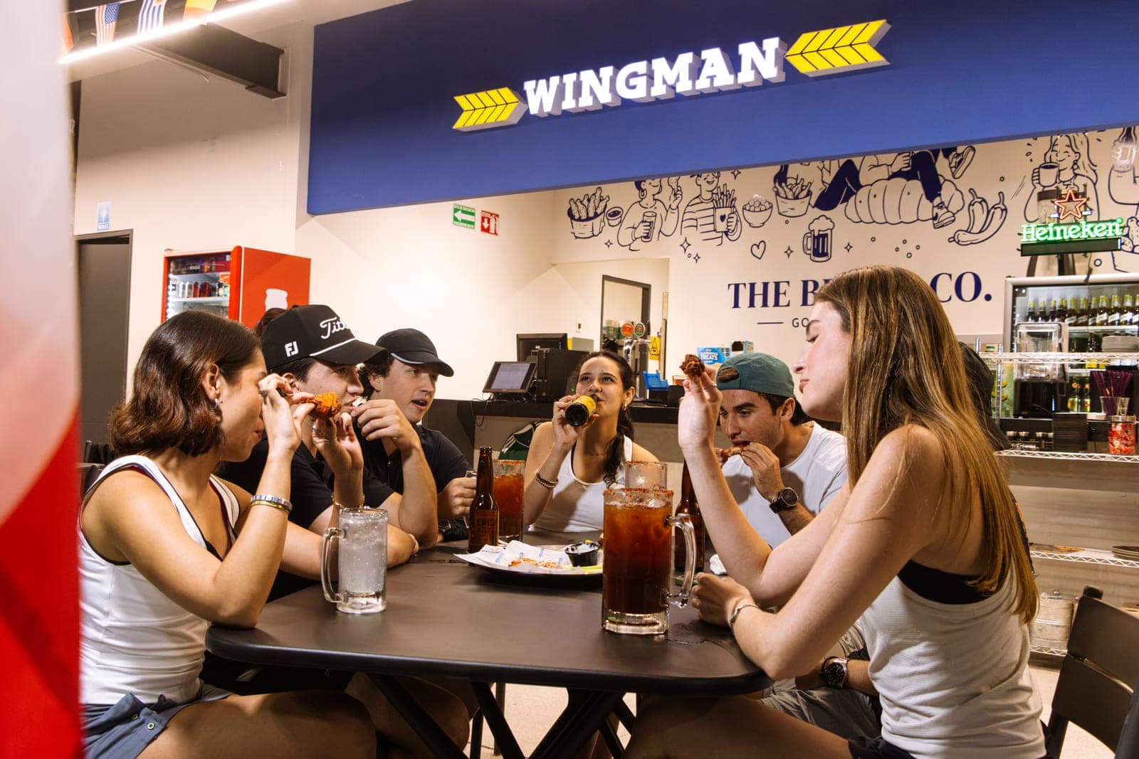 Grupo de amigos en Wingman